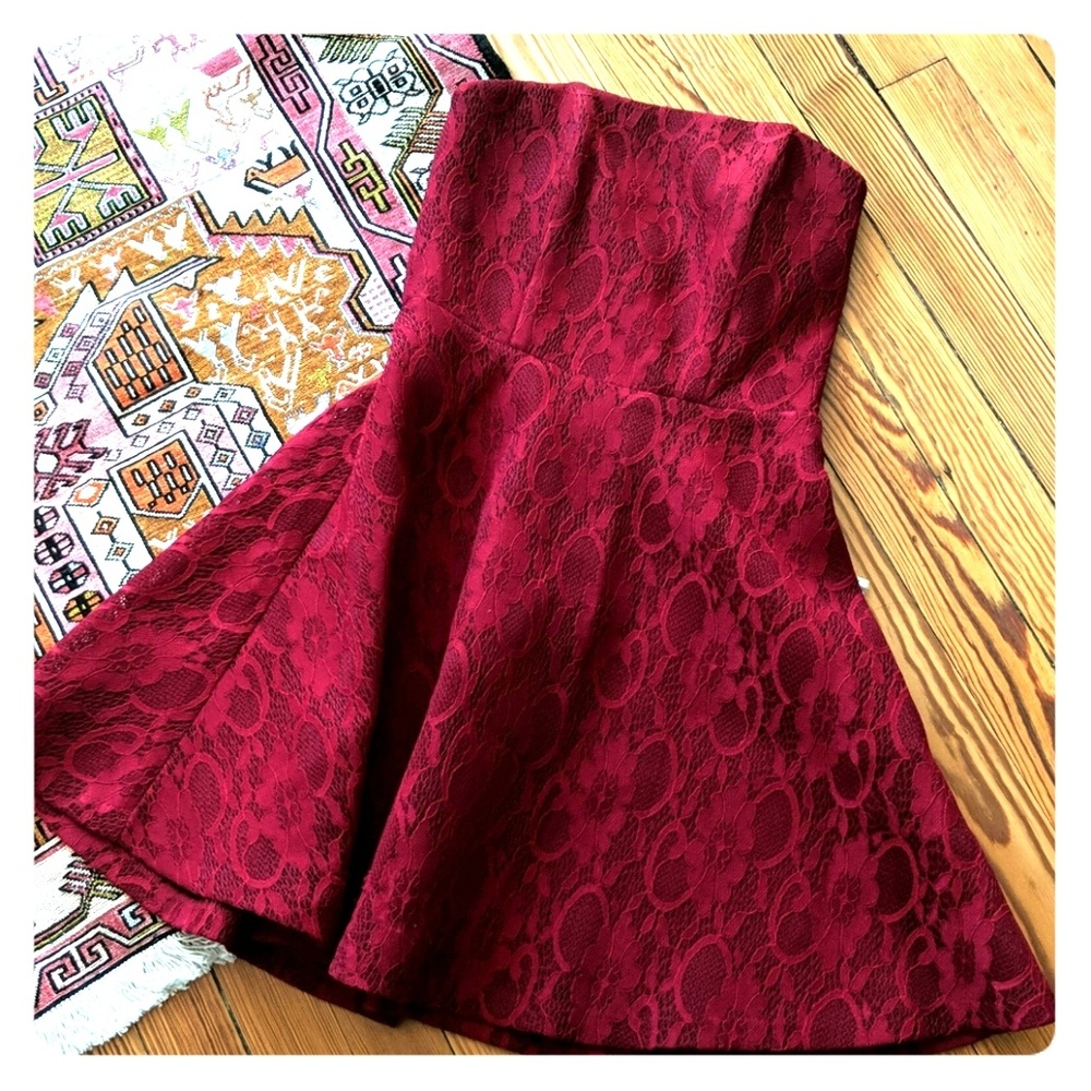 AQUA fit& flare lace dress